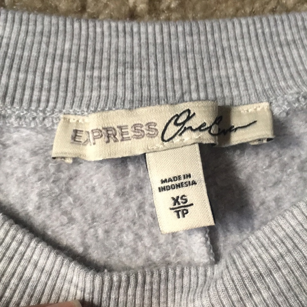 Sweatshirt - Picture 4 of 5